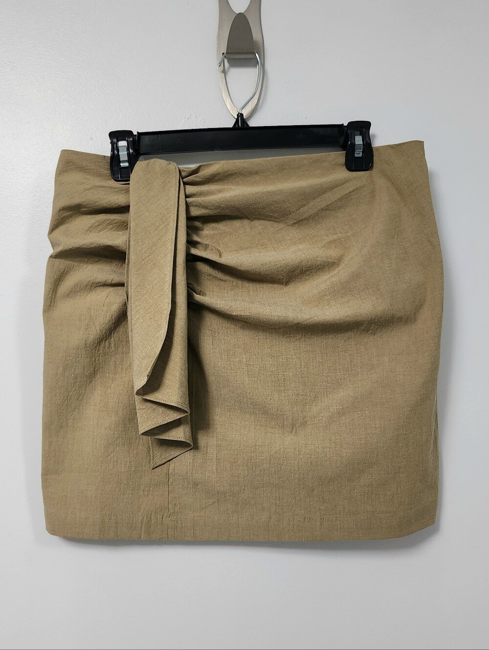 Mango sz L Sand Gathered Front Mini Skirt NWT - Picture 2 of 10